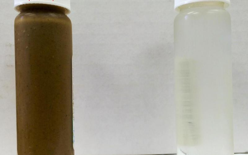 Influent (left) and effluent (right) from our supercritical water oxidation prototype (June 2016)